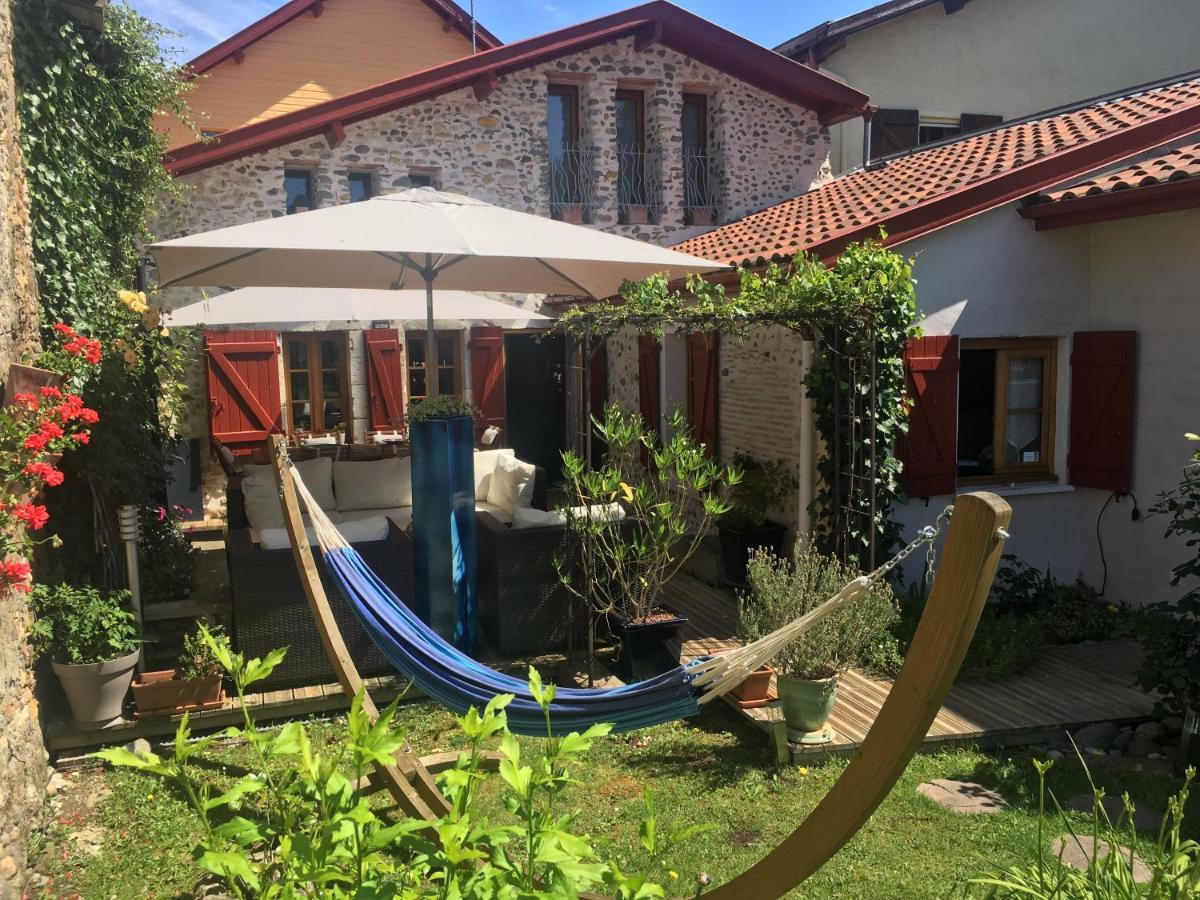 Entre Pays Basque Et Bearn Bed and Breakfast Lahontan Buitenkant foto